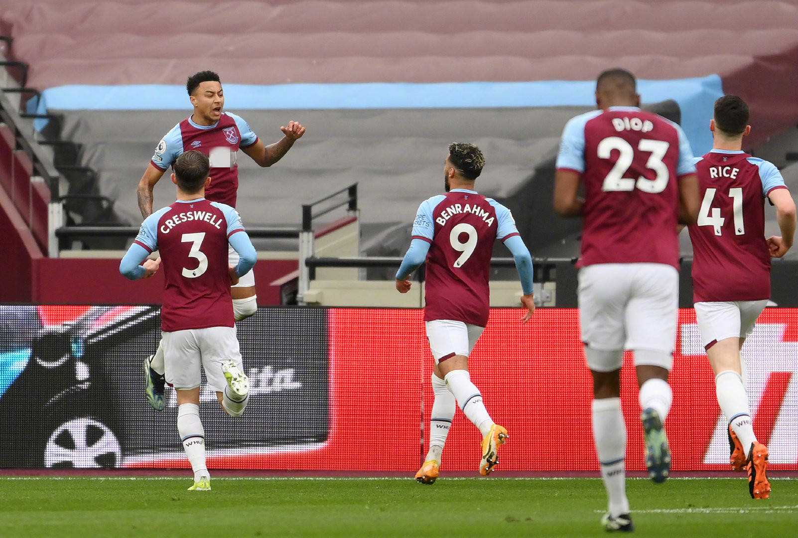 引力显然更 引力显然更